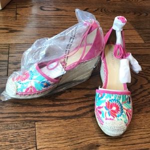 NWOT. IVANKA TRUMP Wadia Espadrille Wedge. Size 7.5M.  Never worn.